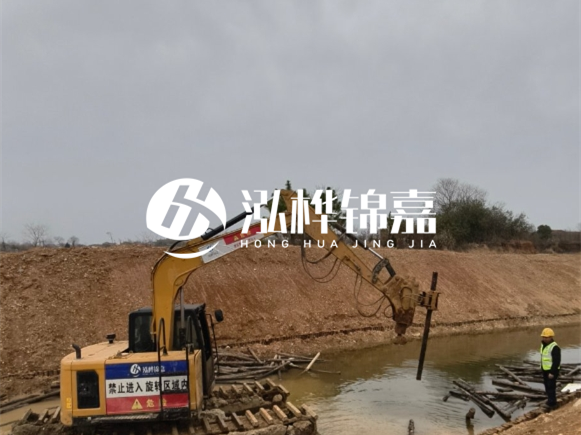 為什么要進行河道護坡？堤壩加固木樁的作用？